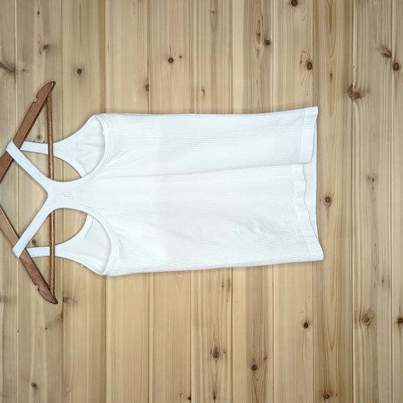 Lululemon Ebb to Street Tank II White Size 8 Racerback w1ax1s - Picture 5 of 9